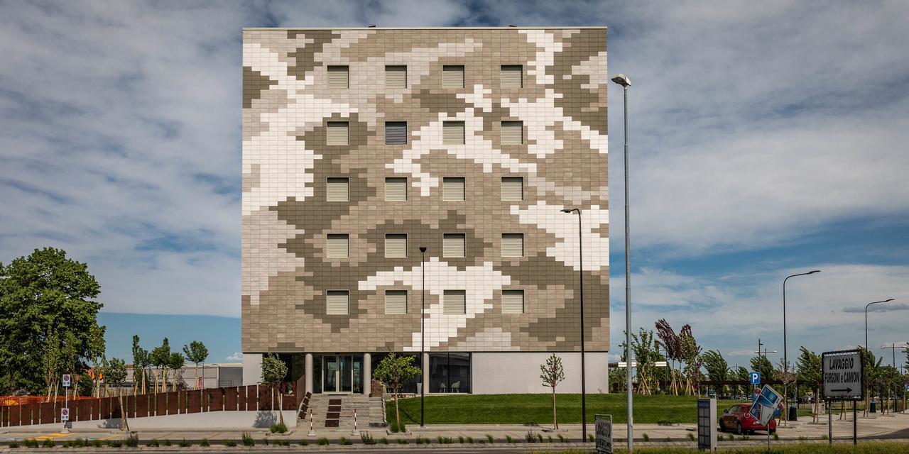 Hotel The Cube Fidenza Eksteriør bilde